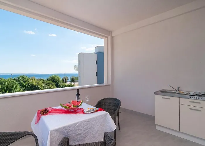 Luxury Near The Beach3 Konukevi 4*